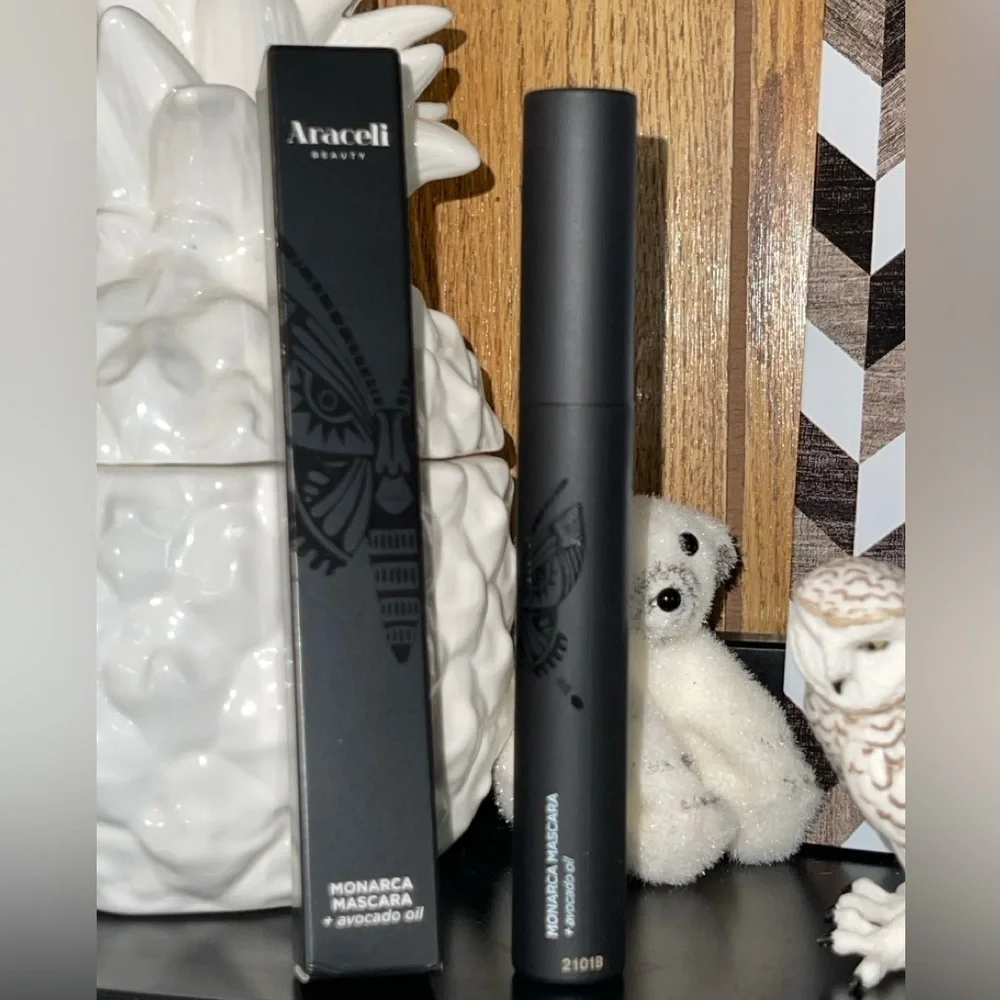 ARACELI BEAUTY Monarca Mascara w/Avocado Oil Volumizing In Black